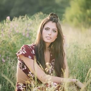 Meet your Posher, Isabel